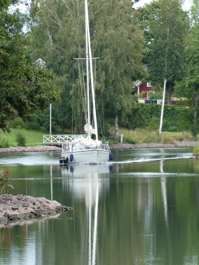 Hatty'S Guesthouse Motala Eksteriør bilde