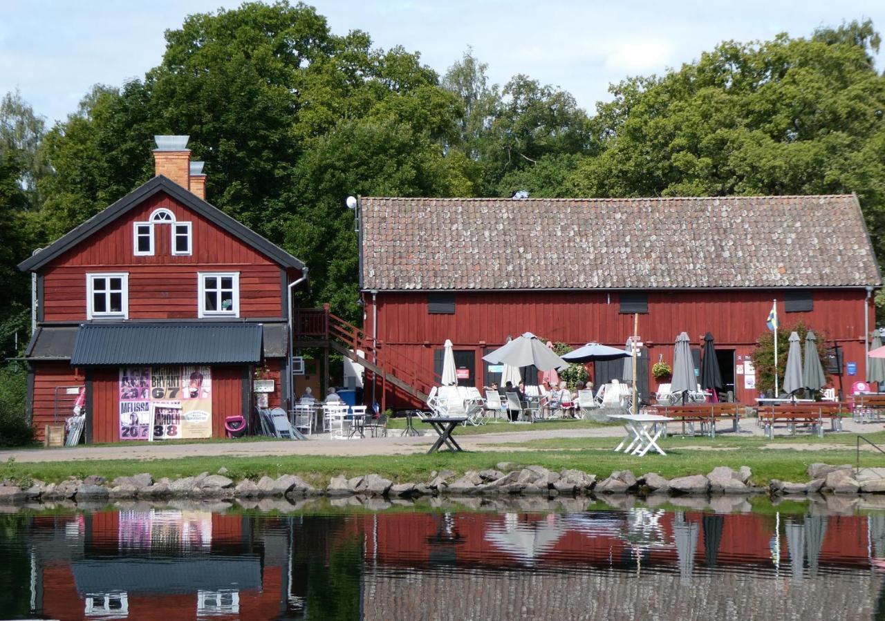 Hatty'S Guesthouse Motala Eksteriør bilde